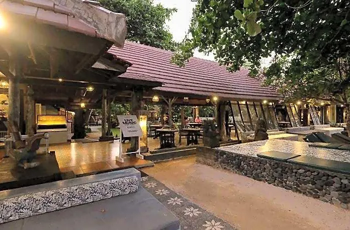 酒店 佩尼达海景酒店 サヌール