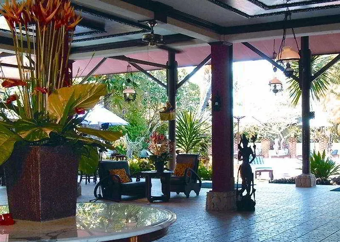 佩尼达海景酒店
